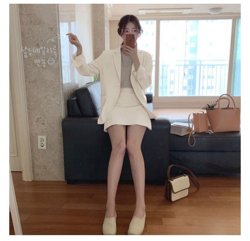 Loose vertical striped shirt