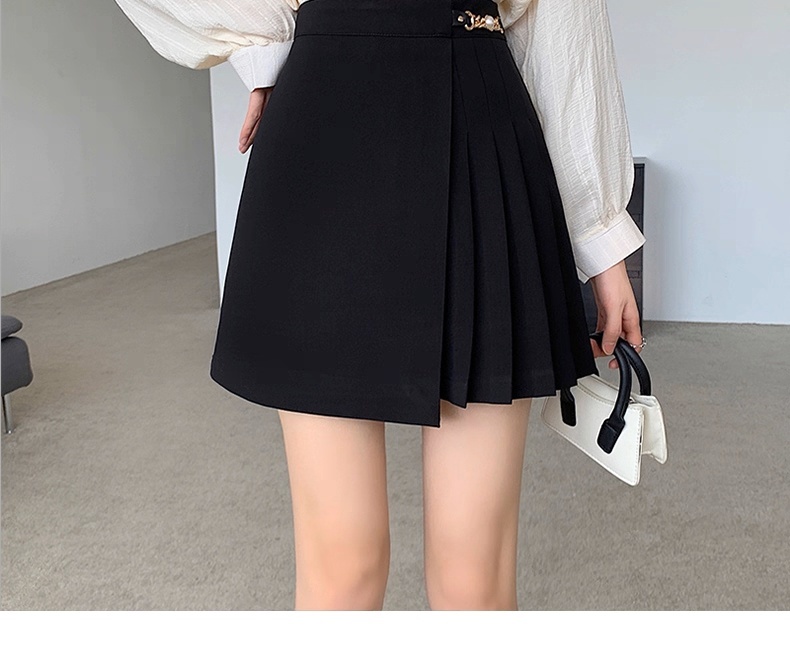 Metal Chain Pleated Mini Skirt