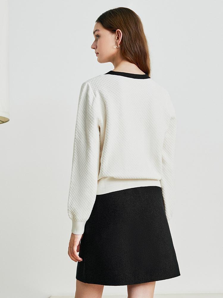 Bow-tie knitted sweater