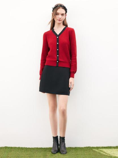 Bow-tie knitted sweater