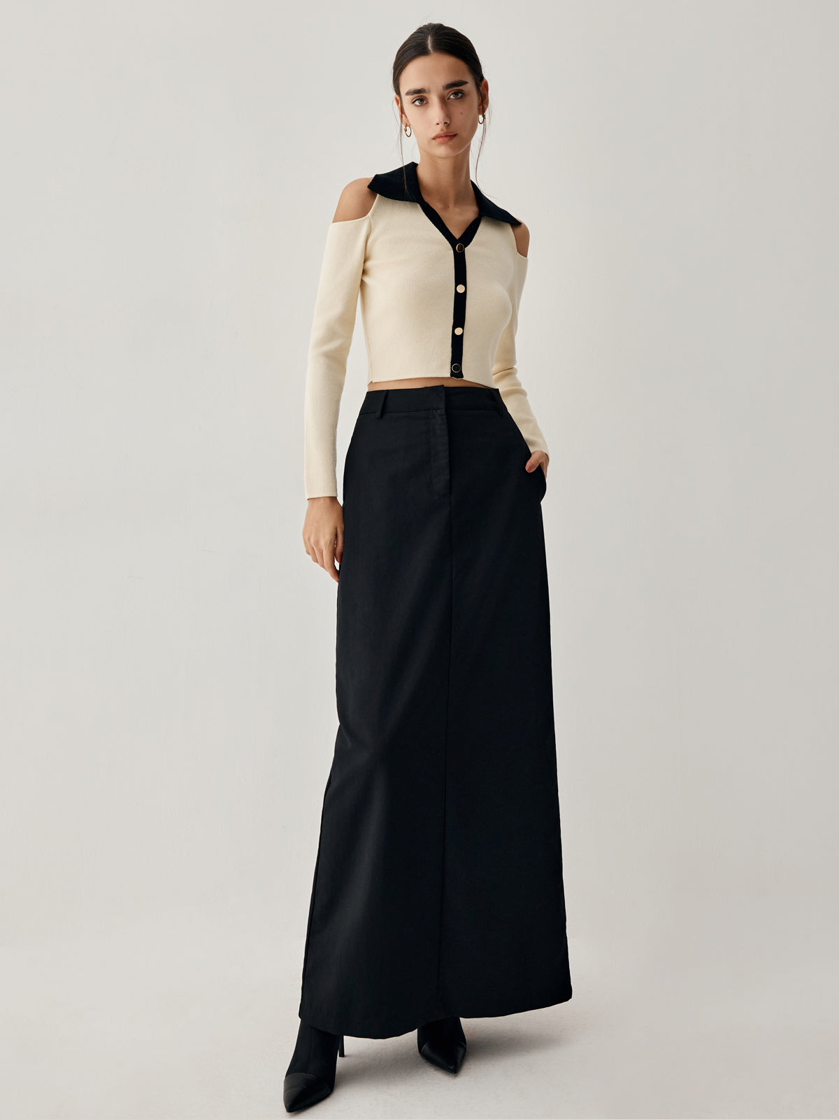 Colorblock Open Collar Cutout Crop Long Sleeve Top