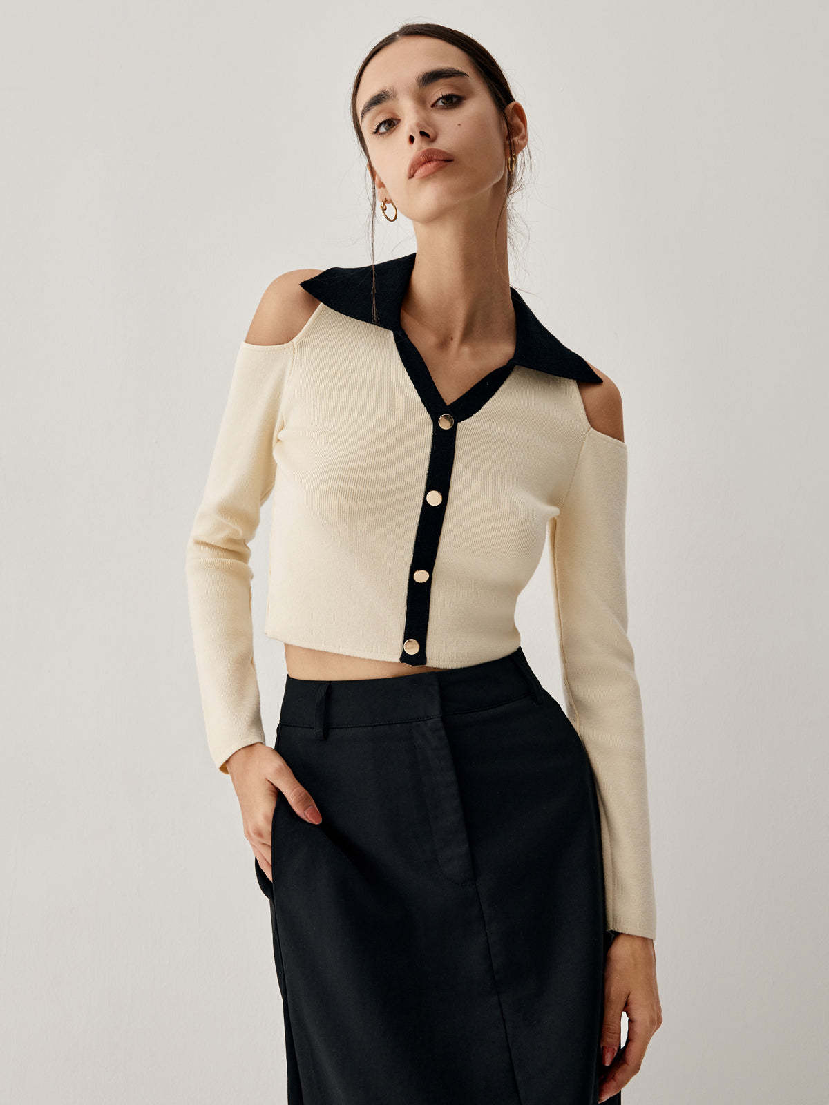 Colorblock Open Collar Cutout Crop Long Sleeve Top