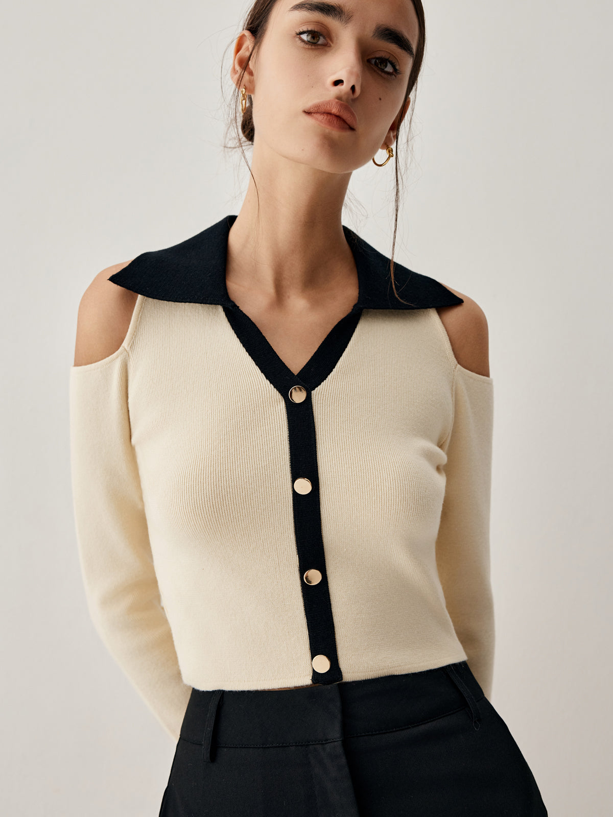 Colorblock Open Collar Cutout Crop Long Sleeve Top