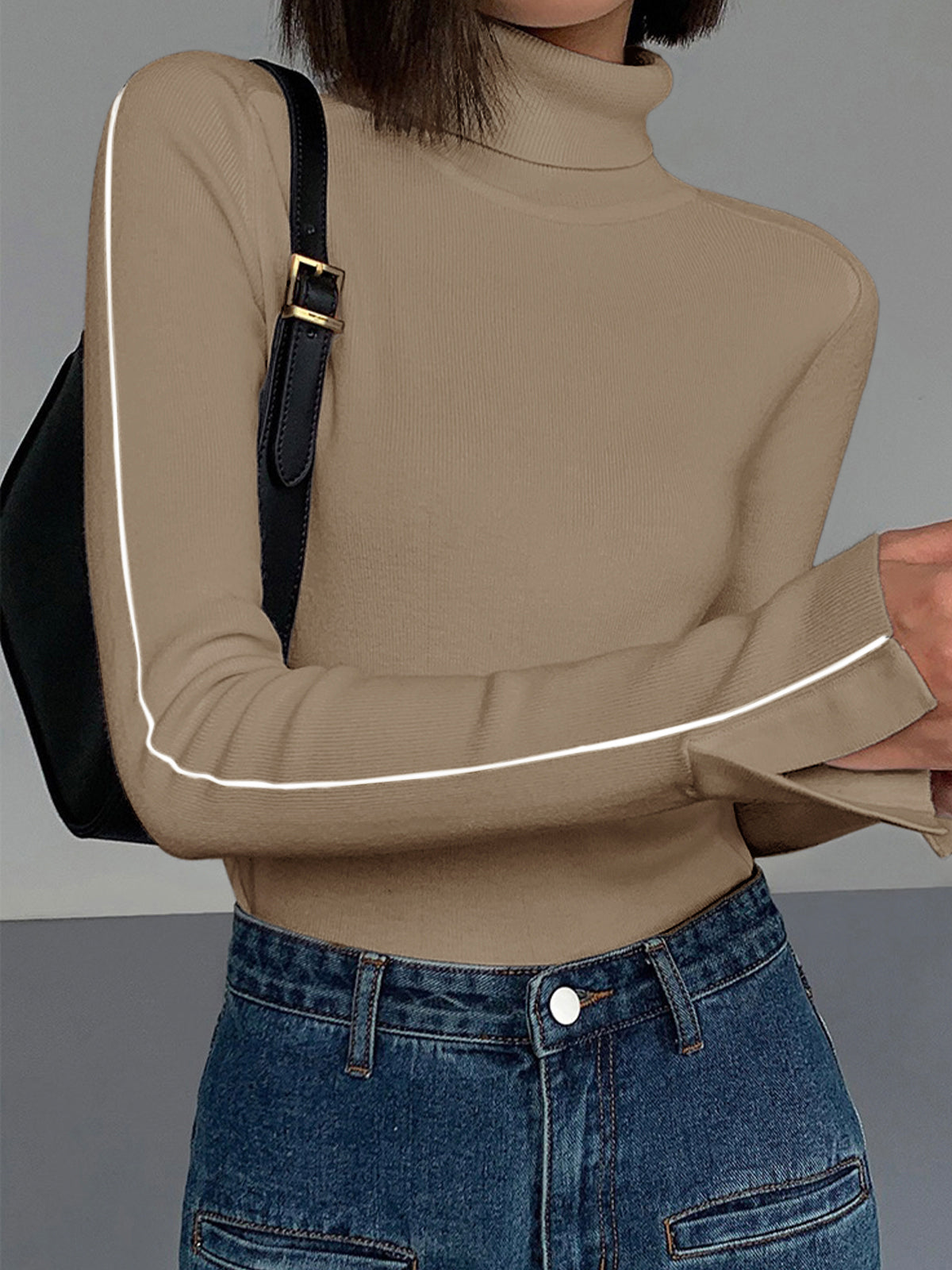 Contrast Piping Turtleneck Sweater
