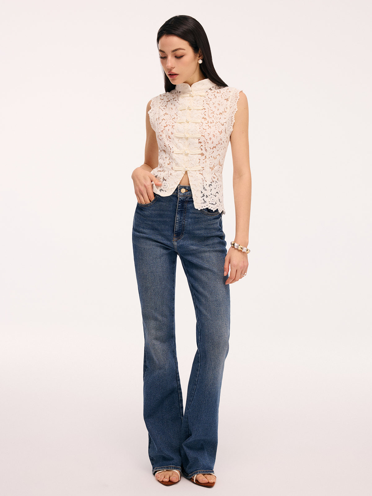 Lace Mandarin Collar Pearl Button Sleeveless Top