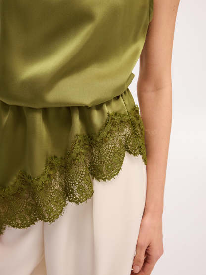 Lace Trim Satin Sleeveless Blouse