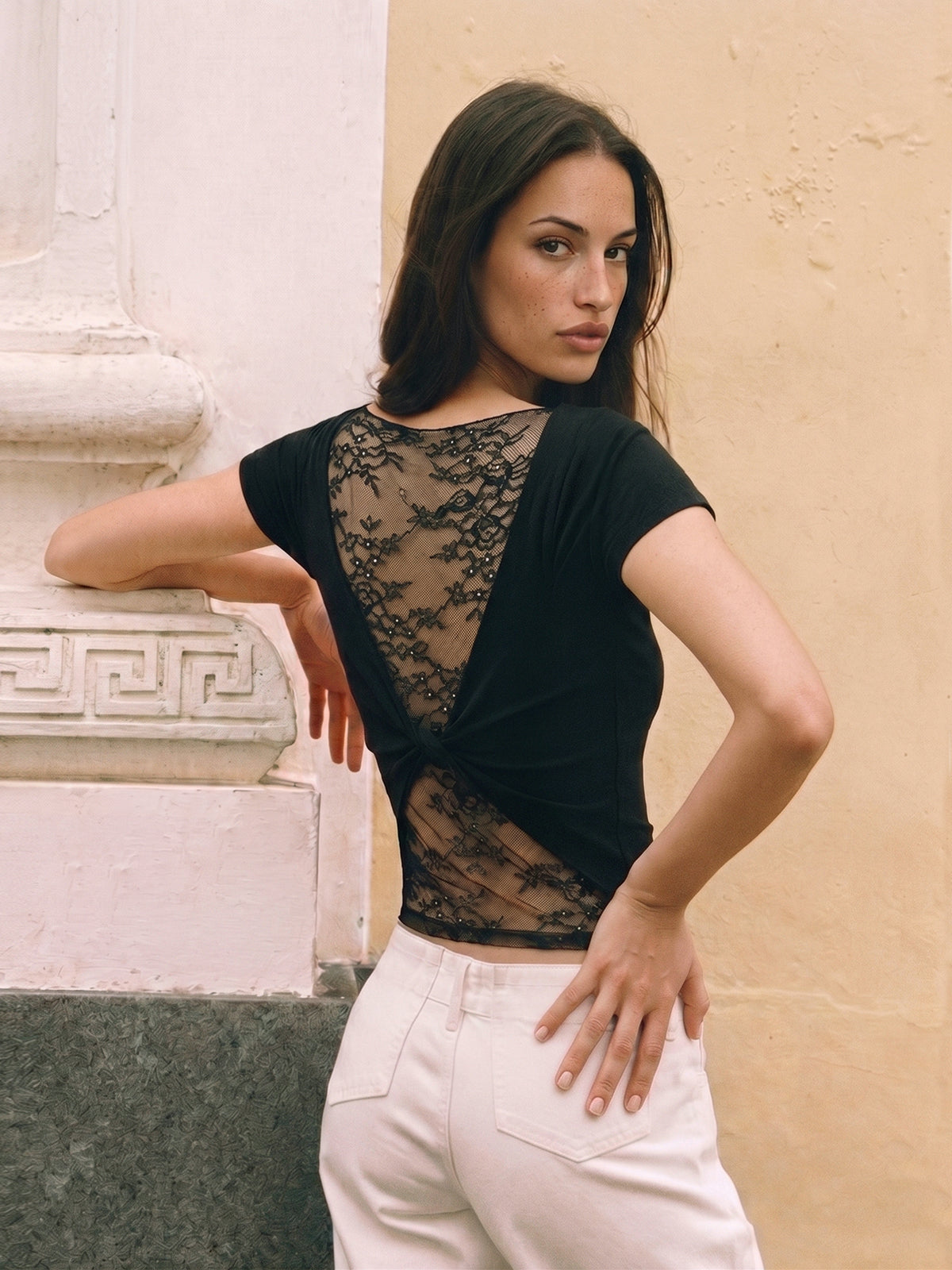 Lace Panel Twisted Short Sleeve Top