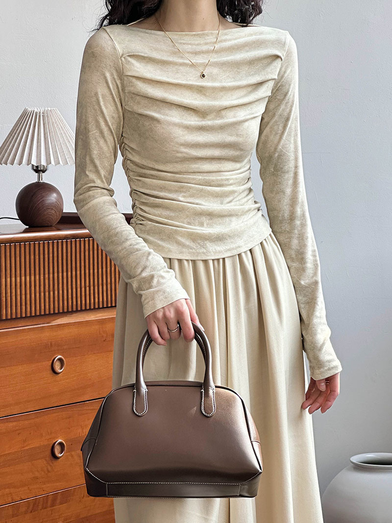 One-shoulder and high-waisted skirt set