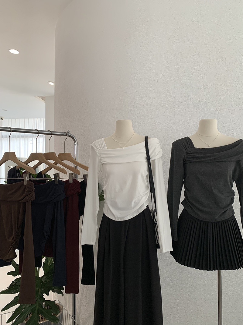 Metal Detail Off-Shoulder Long Sleeve T-Shirt