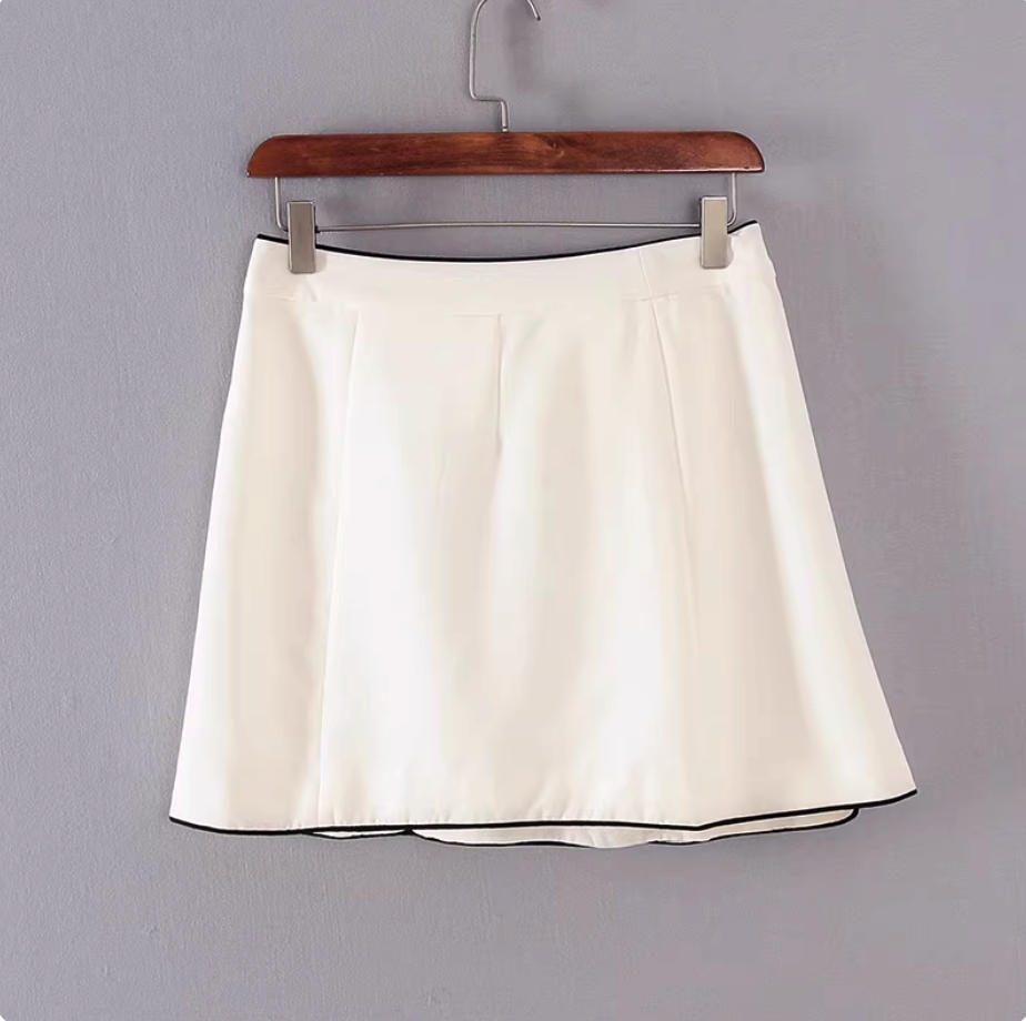 Contrast Trim Cotton Linen Tie-Waist Shorts