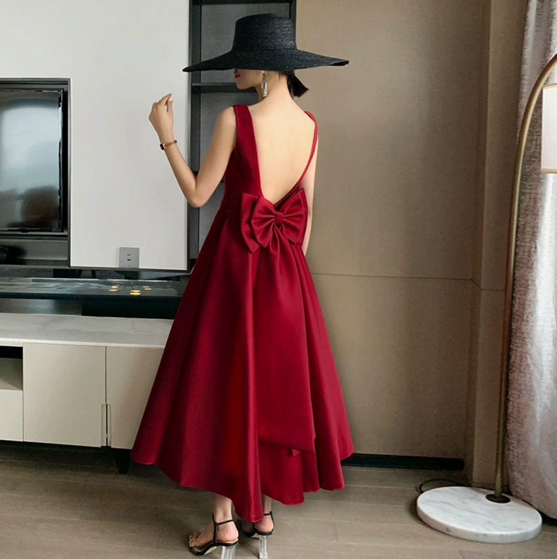 Mesh Back Bow Detail Velvet Maxi Dress