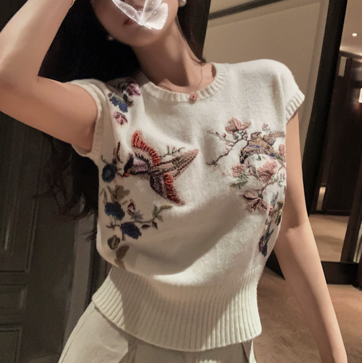 Embroidered Floral Bird Knit Vest