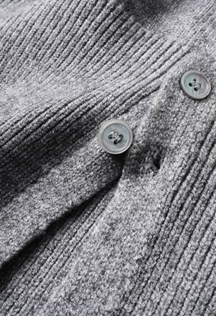 Button‑Trim Hem Knit Top