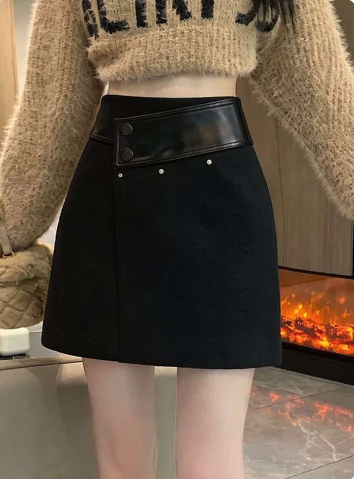 Faux Leather Waistband A-Line Skirt