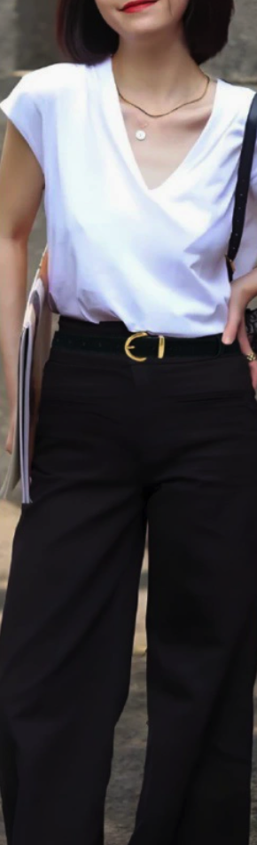 Soft-Buckle Leather Belt