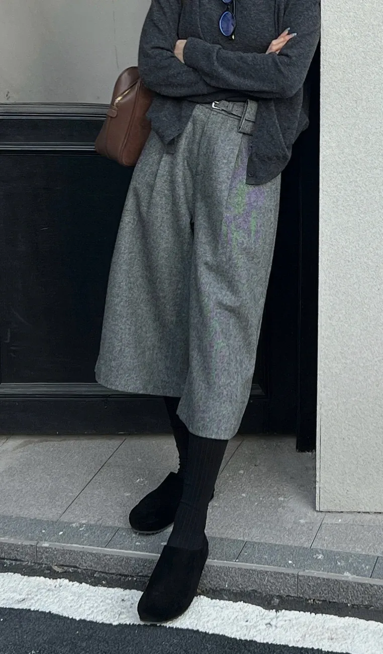 Minimalist Wool Blend Relaxed Fit Winter Pants