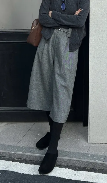 Minimalist Wool Blend Relaxed Fit Winter Pants