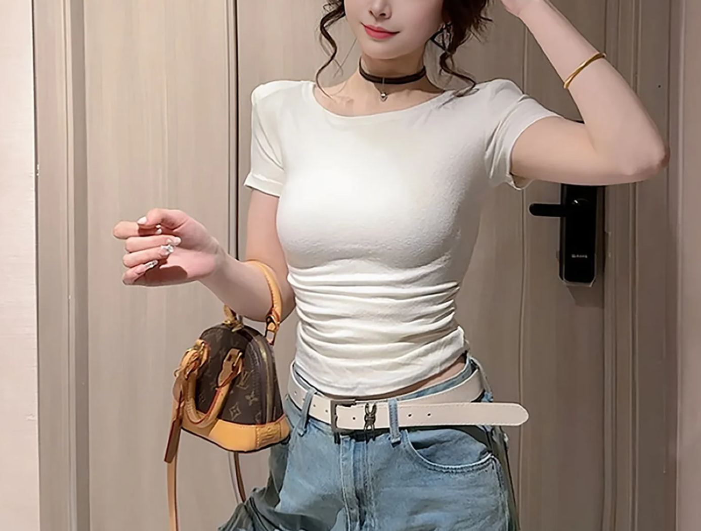 Lace Panel Twisted Short Sleeve Top