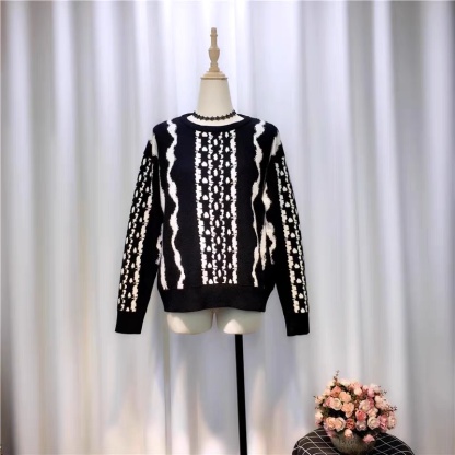 Contrast Stitch Cable Knit Sweater