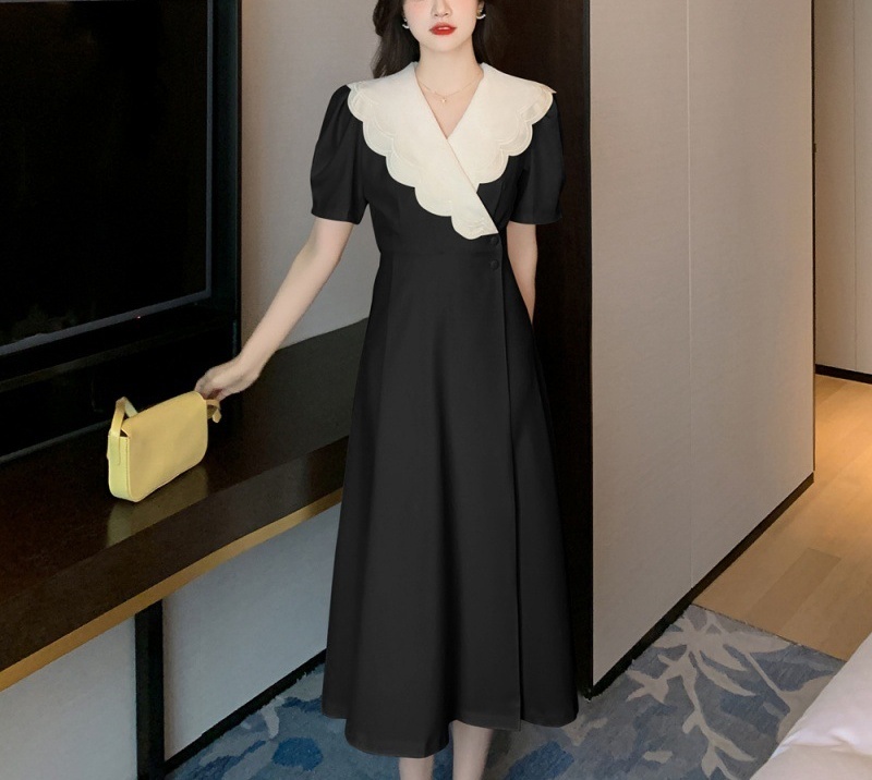 Midi Dress With Big Black Lapels-J.ING