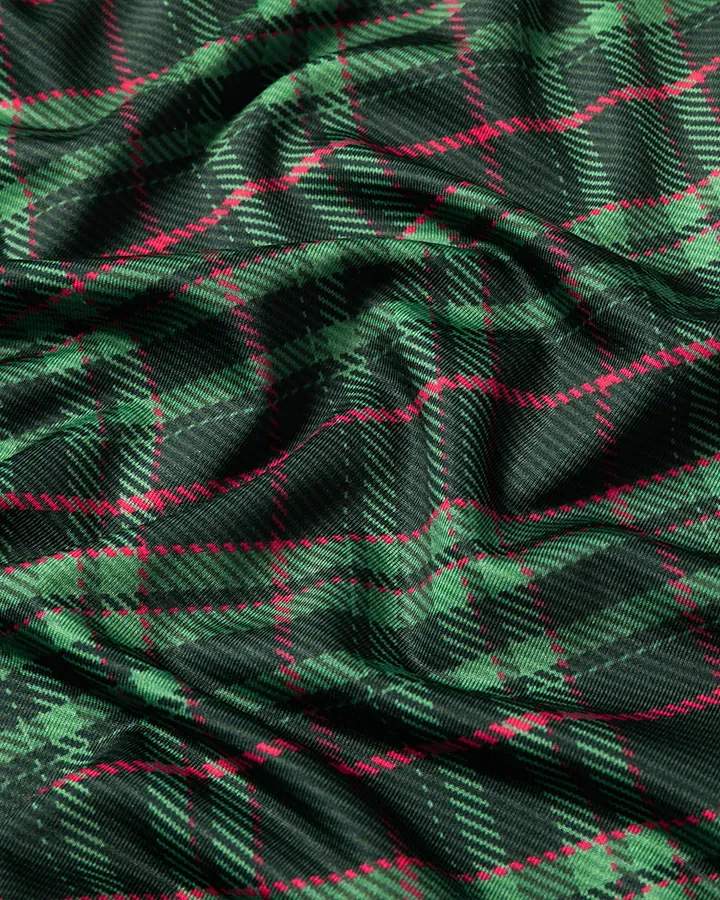 Plaid Knit Quarter Zip - Deolax