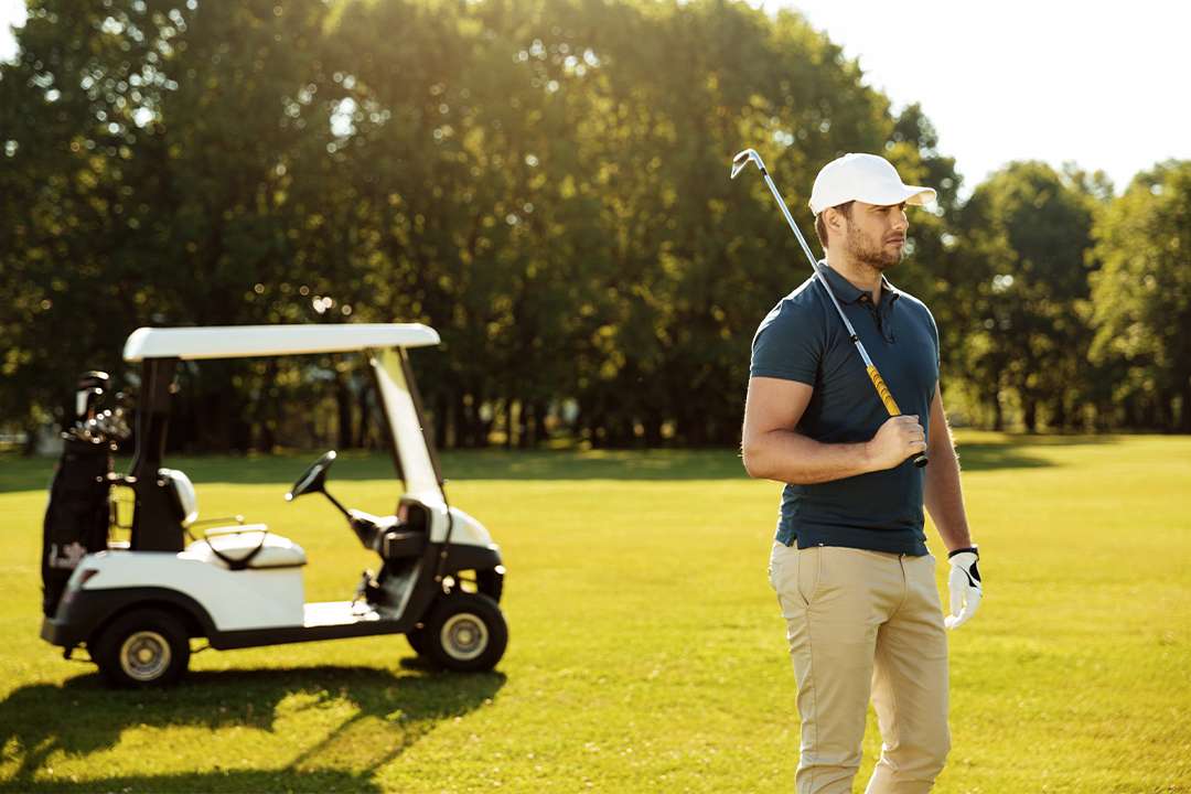 play golf game
