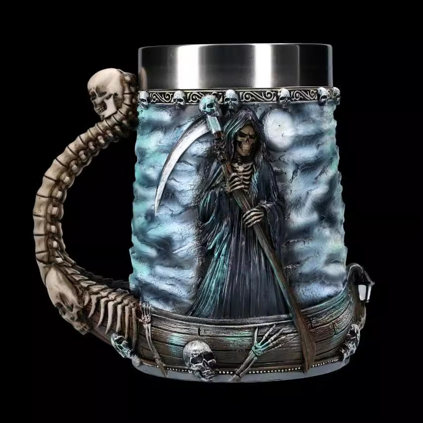 💀 Skull Beer Mug