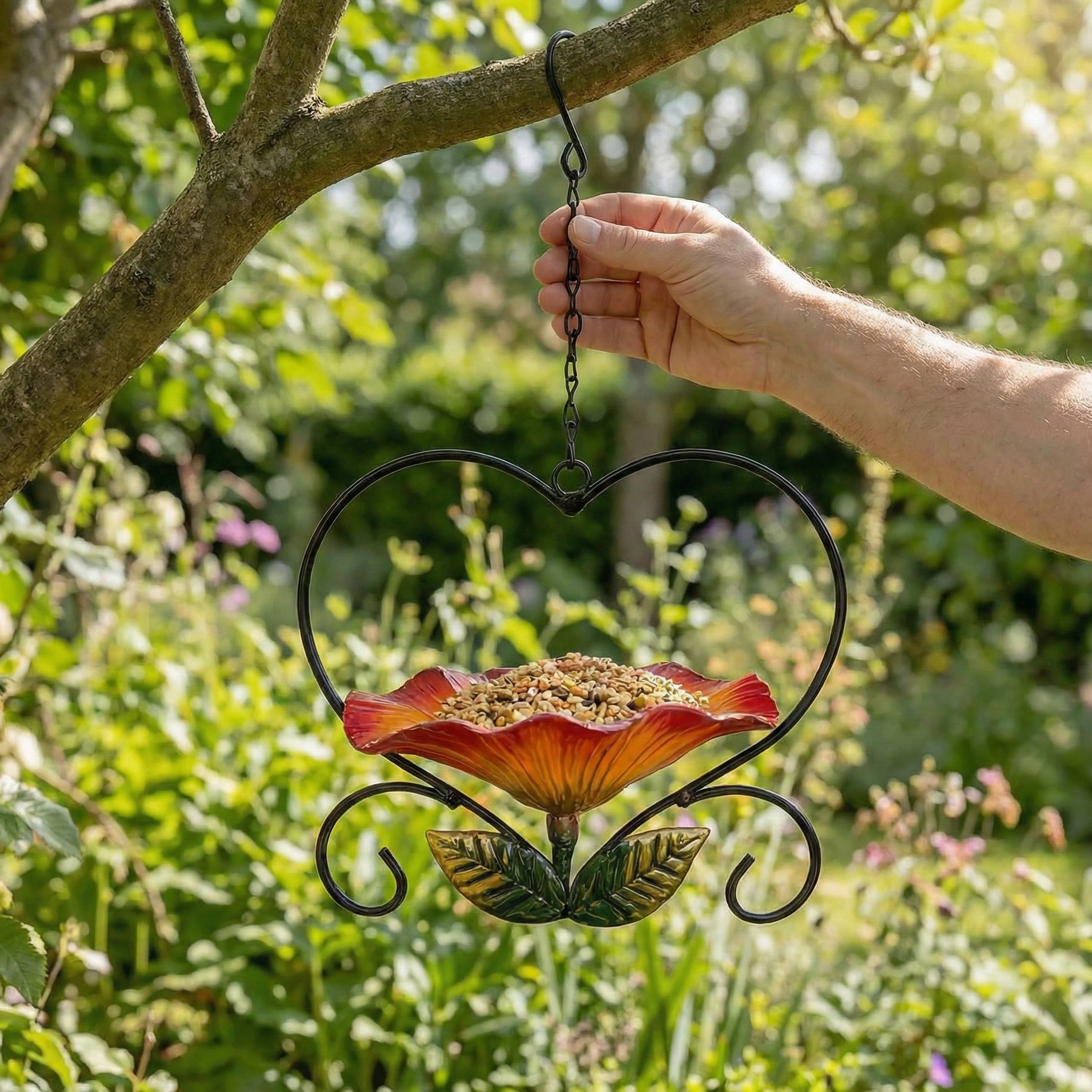 Heart-Shaped Wrought Iron Flower Bird Feeder