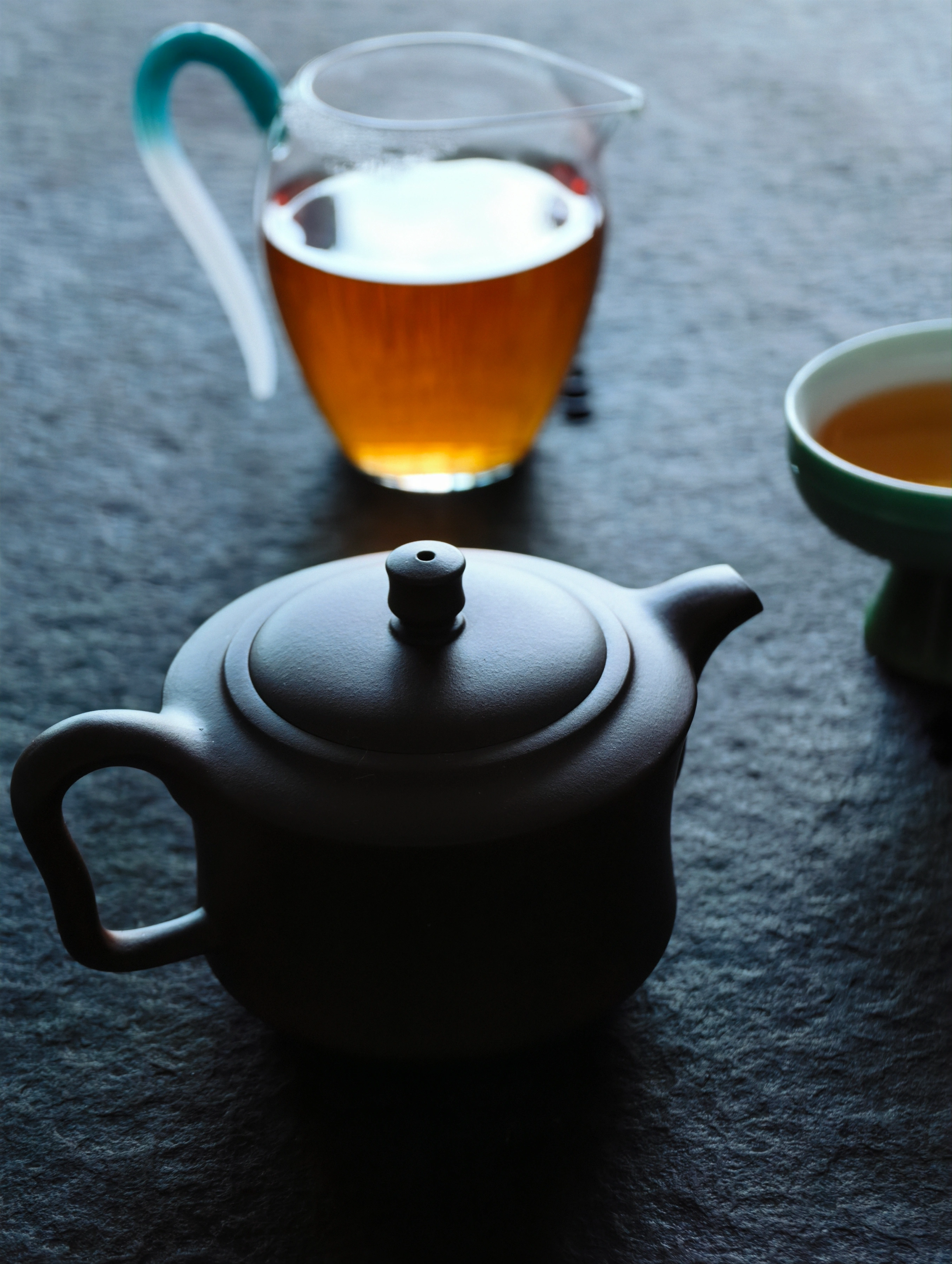 "Flowing Winds", Yixing Purple Clay (Zisha) Teapot 220ml
