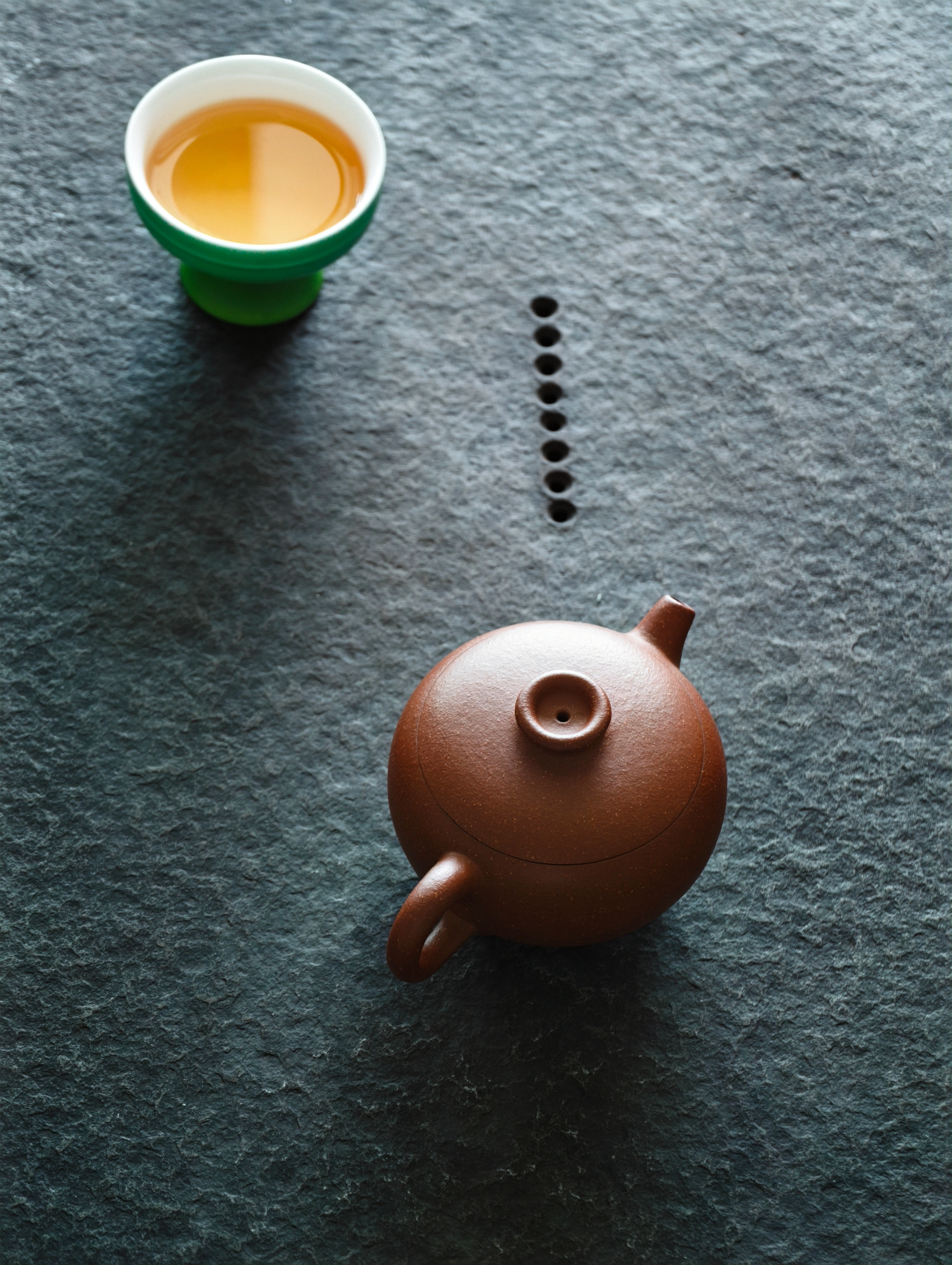 "Hen Qi", Yixing Purple Clay (Zisha) Teapot 170ml