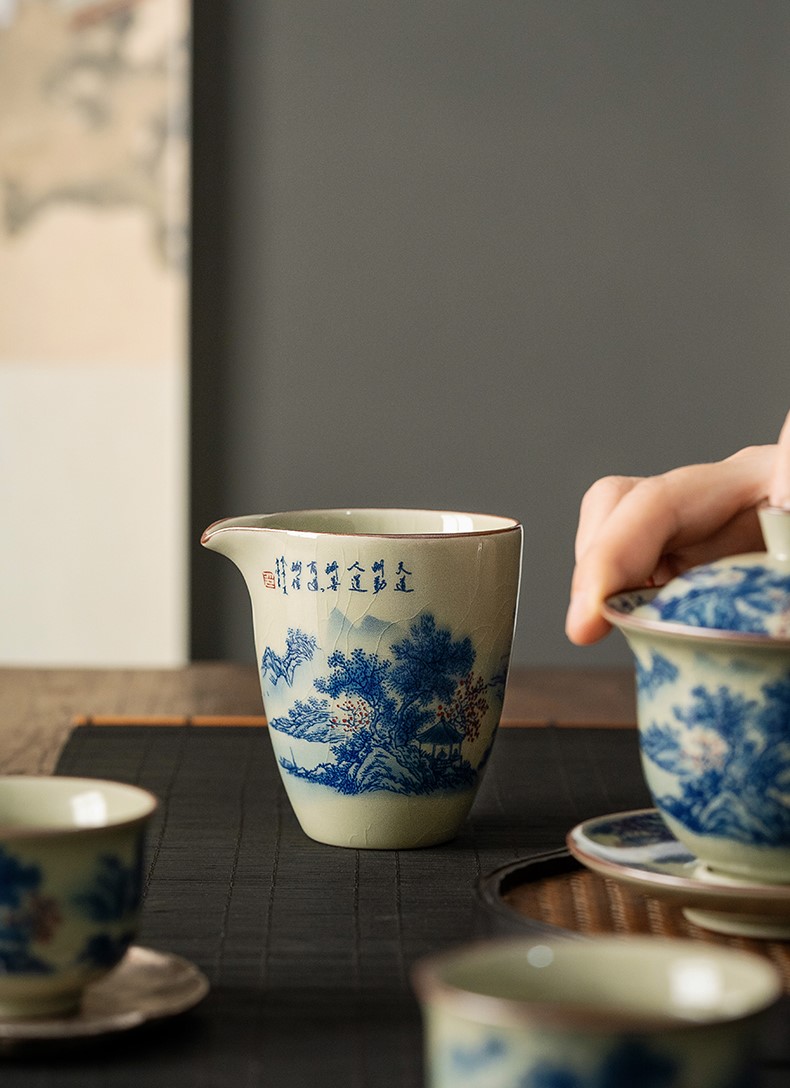 Landscape Porcelain Tea Pitcher 190ml