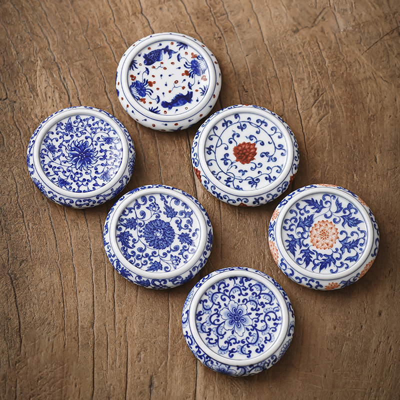 Collection of Classic Pattern Lid Holders