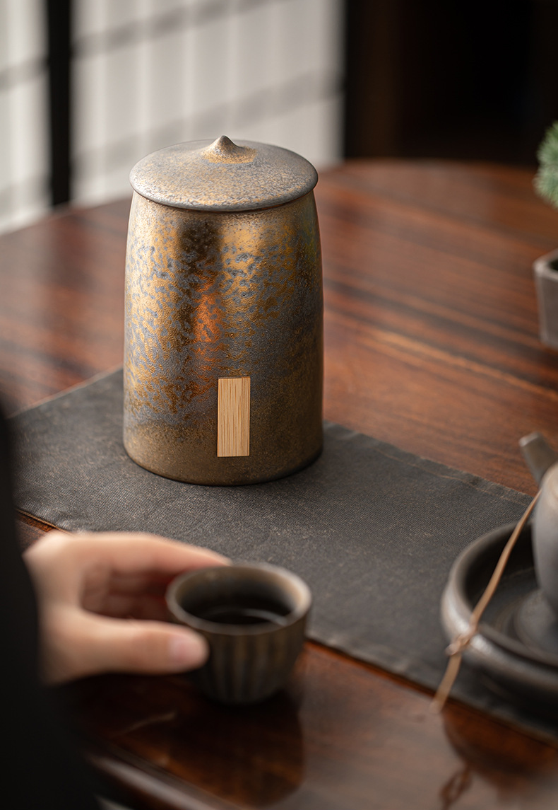 Rust-Glazed Tea Canister 2 Styles Large Volume