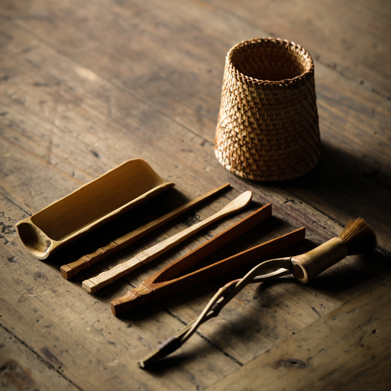 Tea Ceremony Accessories Set, Natural Bamboo Toolkit (Spoon, Scoop, Tongs, Pick, Tea Brush, Vase)