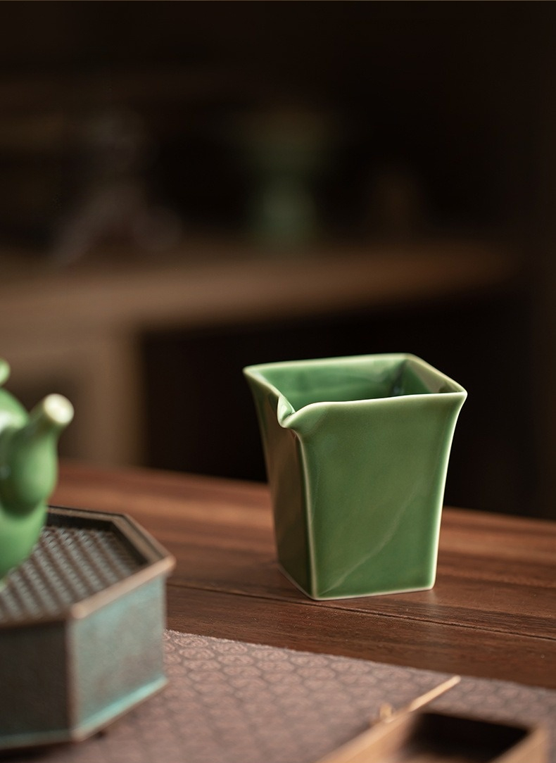 Green Celadon Quadrilateral Pitcher 200ml