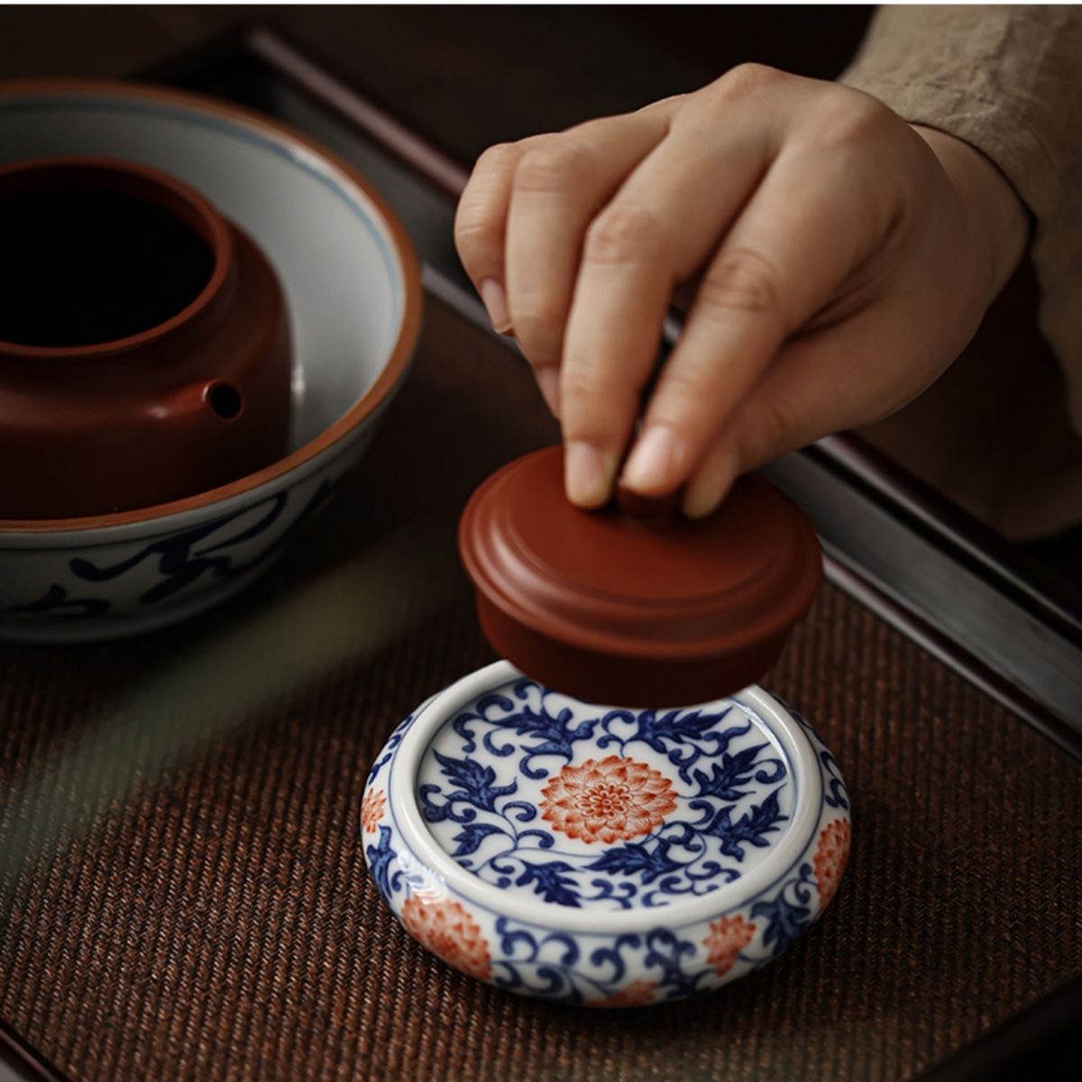 Collection of Classic Pattern Lid Holders