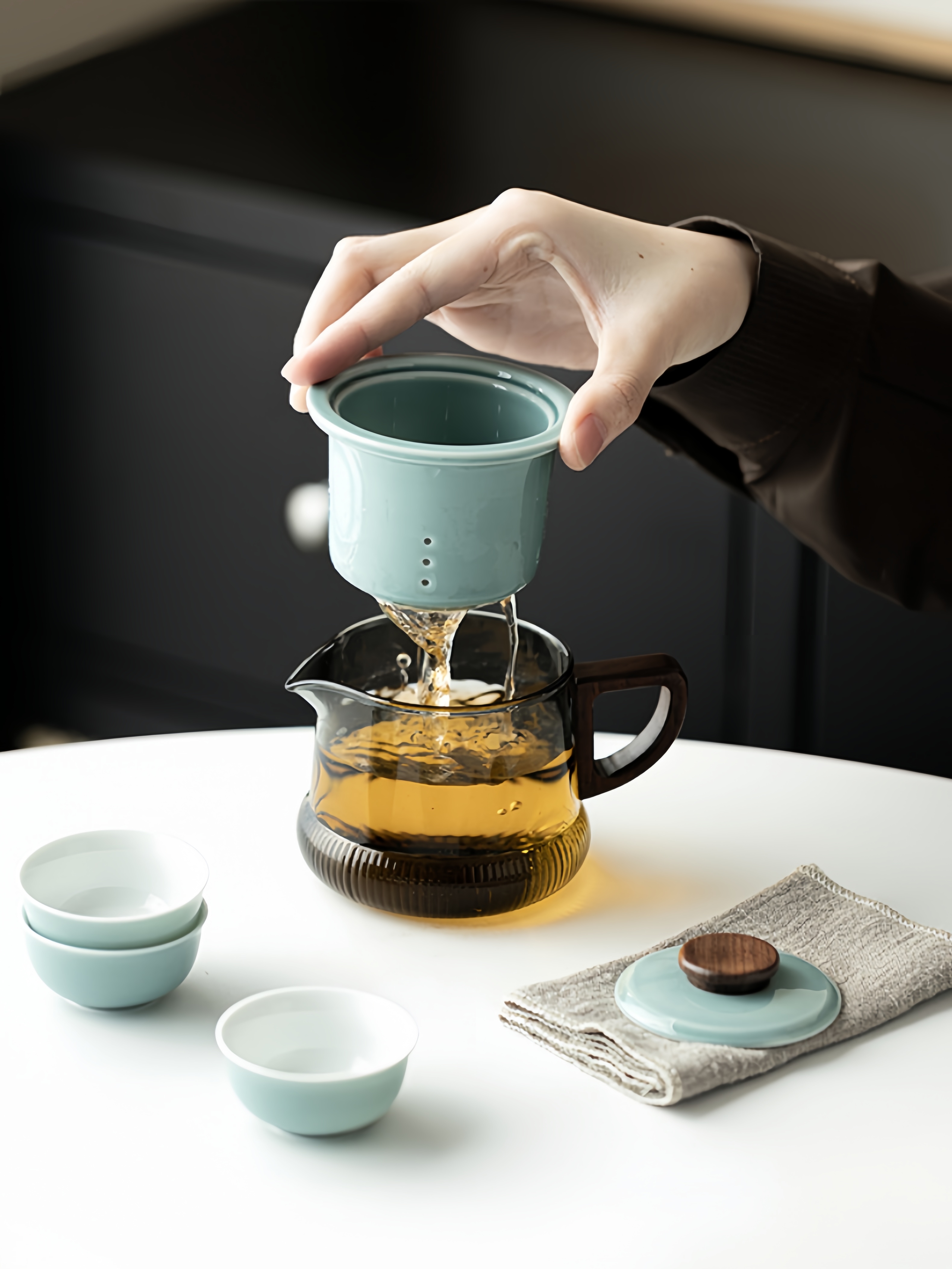 Modern Style Travel Tea Set 250ml, Teapot with infuser+3 Cups