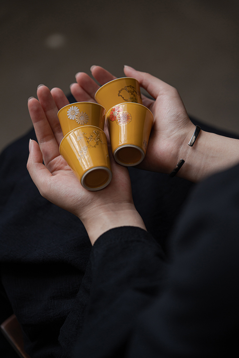 Yellow Flower Tea Cup Set (4pcs) 40ml