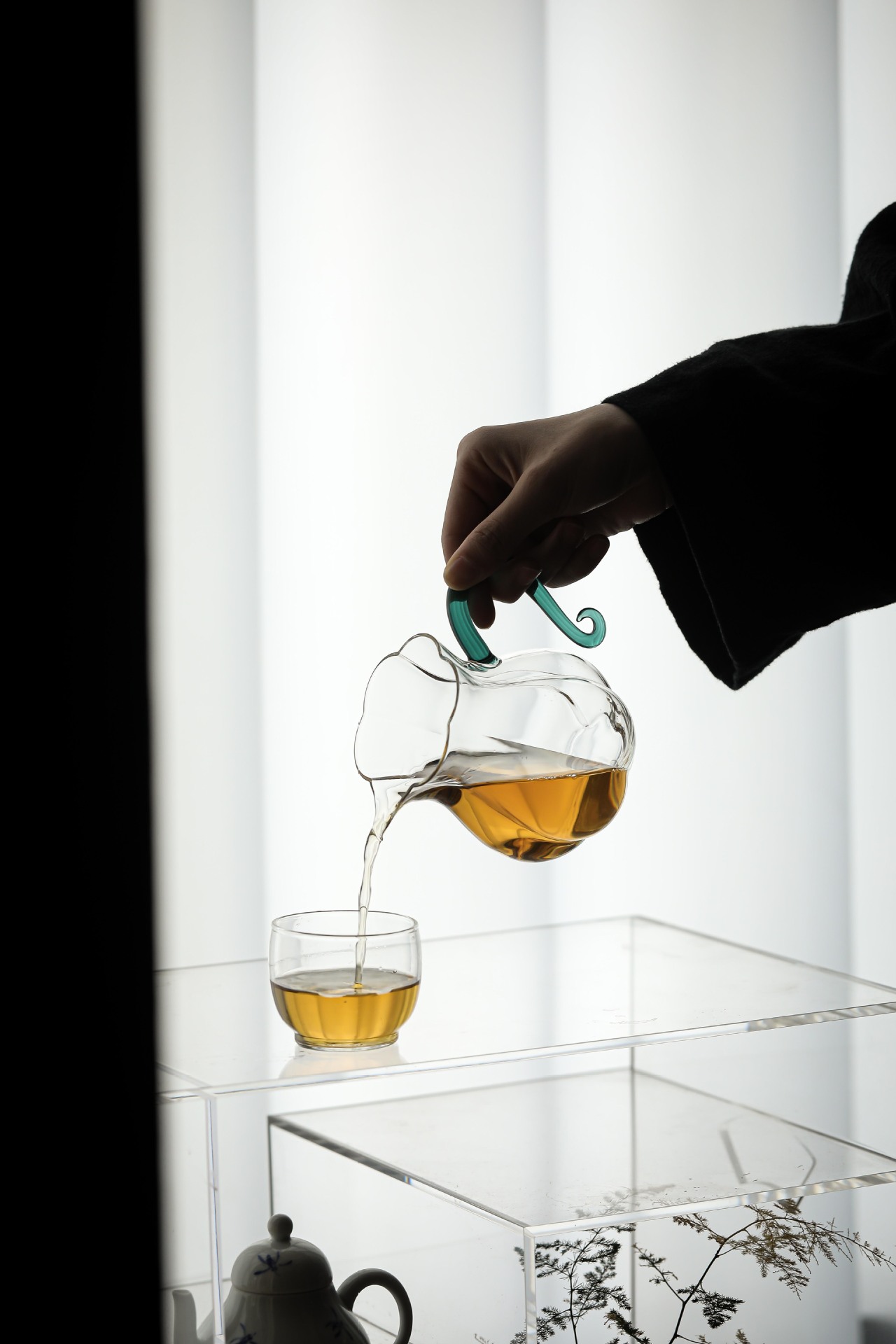 Glass Tea Pitcher with Blue Handle 220ml