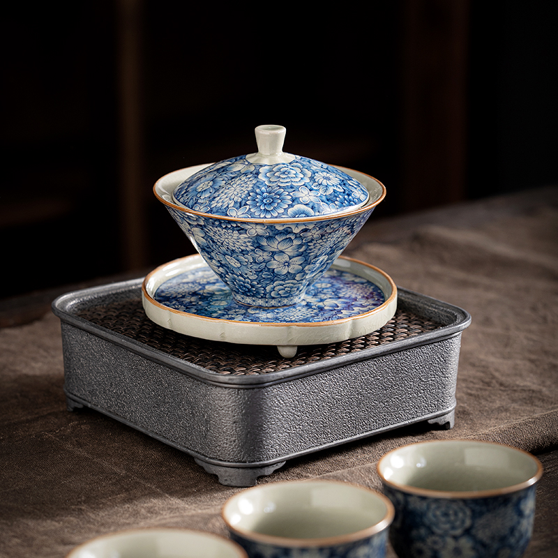 Myriad of Flowers Gaiwan with Saucer 130ml