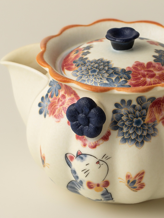 White Cat Ceramic Teapot 135ml