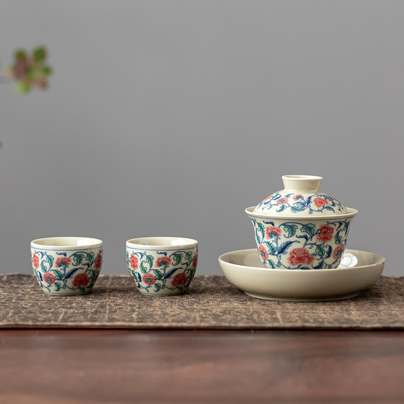 Traditional Lotus Gaiwan with Saucer 150ml