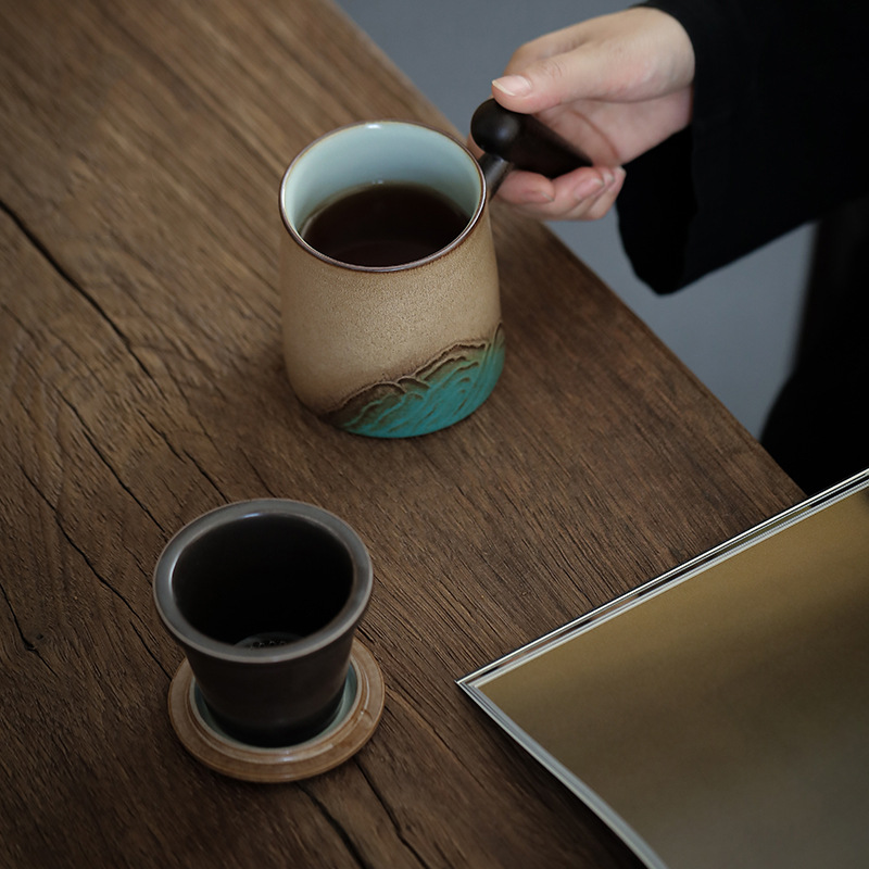 Ceramic Tea Mug with Infuser 260ml, Yellow Stoneware Mountain Pattern
