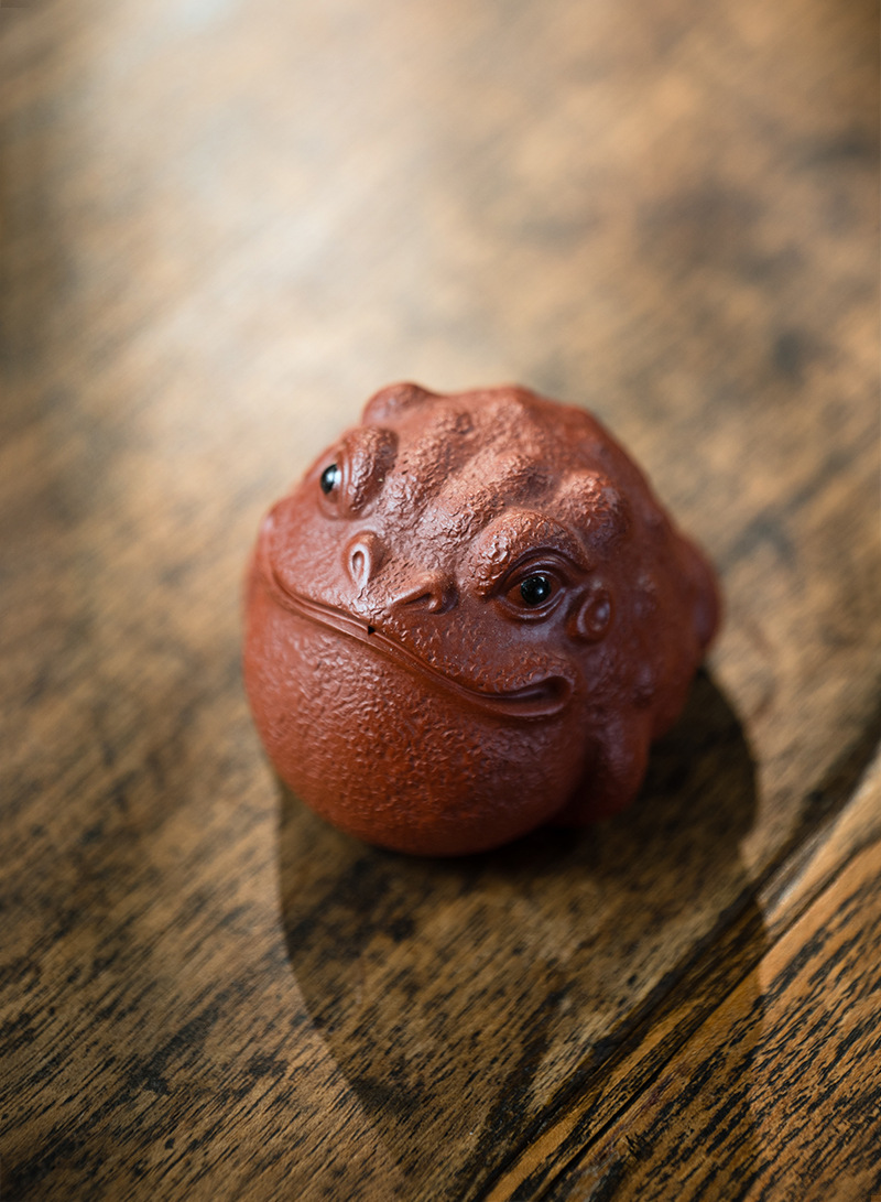 Cute Toad Figurine, Handmade Ceramic Tea Pet, Made of Yixing Zisha Clay