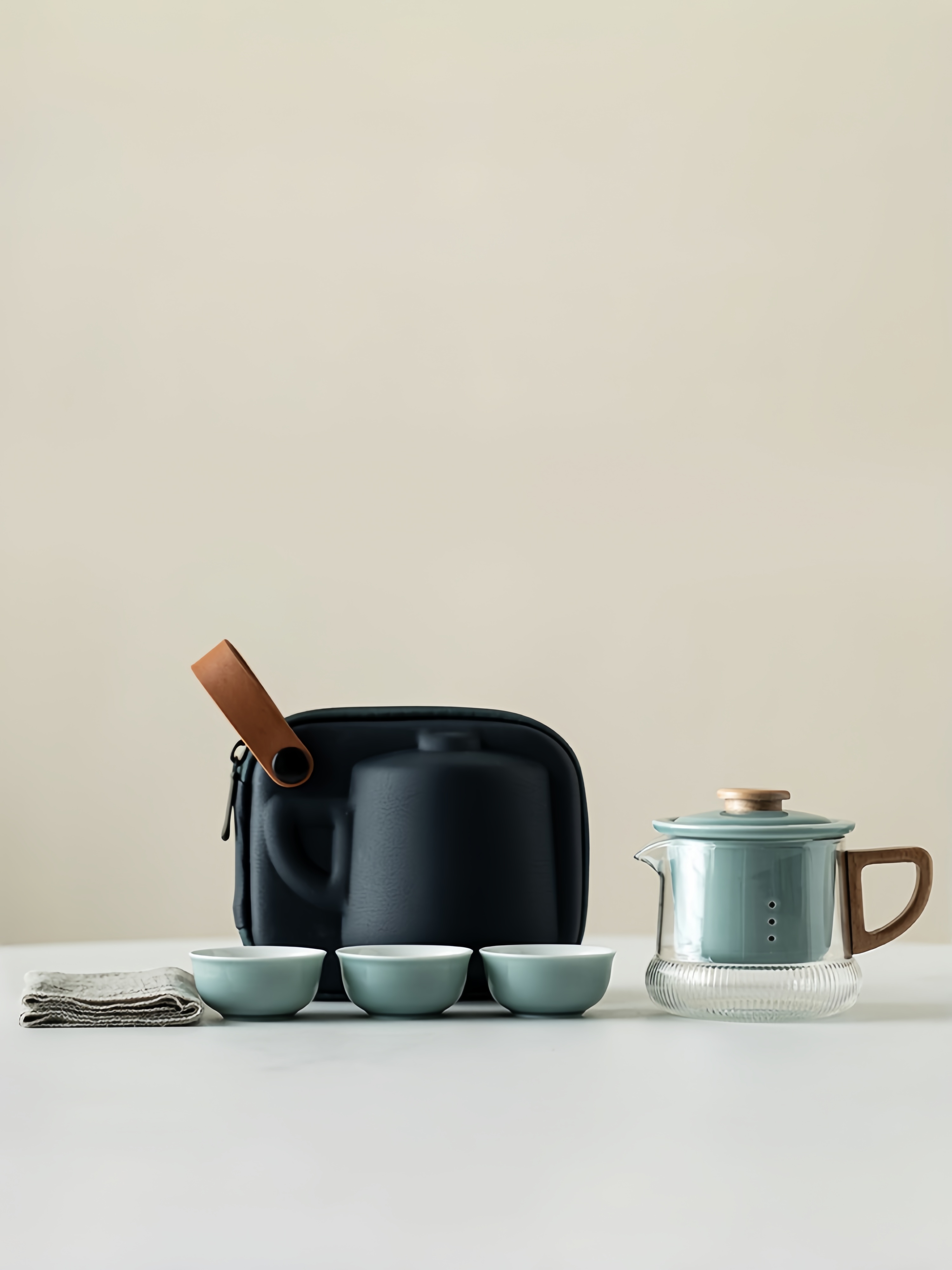 Modern Style Travel Tea Set 250ml, Teapot with infuser+3 Cups