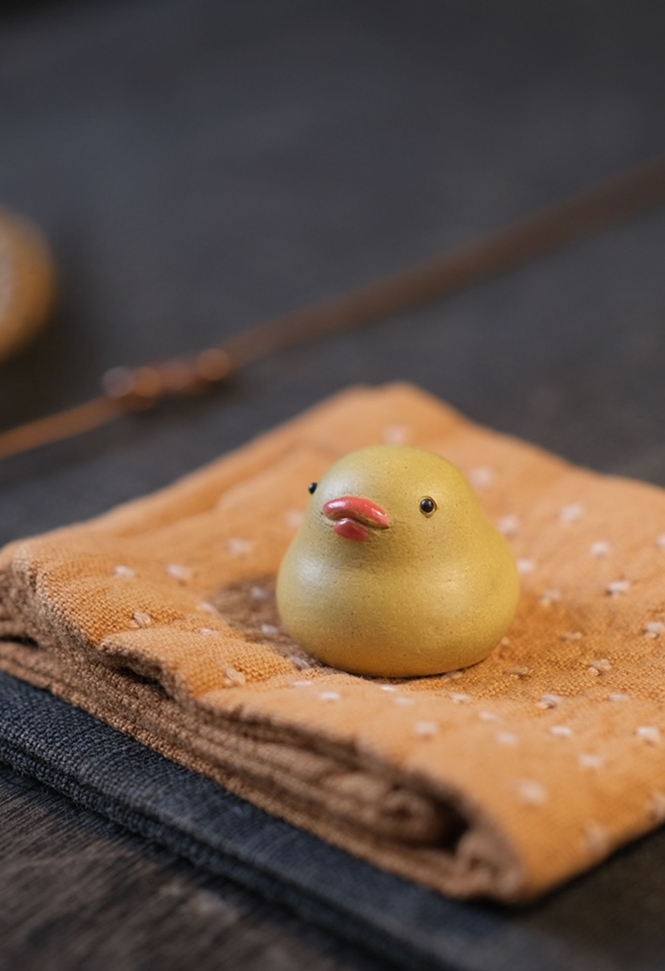 Mini Yellow Duck Figurine, Ceramic Duck Tea Pet