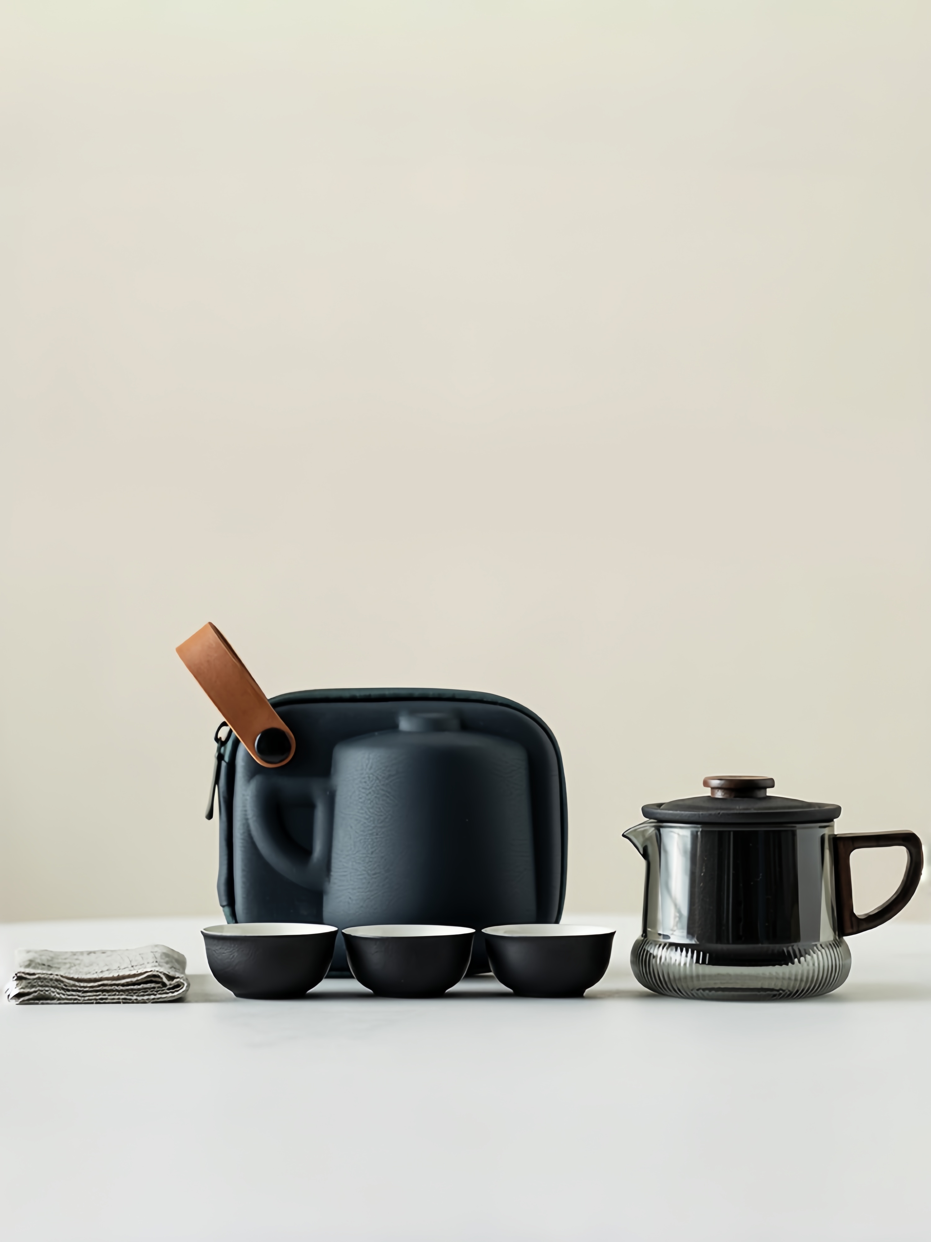 Modern Style Travel Tea Set 250ml, Teapot with infuser+3 Cups