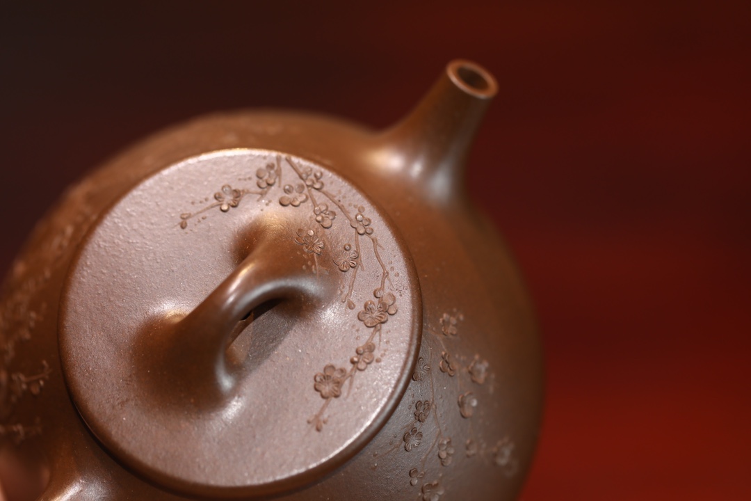 the "Stone Laddle Bas-Relief ", Yixing Purple Clay (Zisha) Teapot, Handmade Kung Fu Teapot 200ml