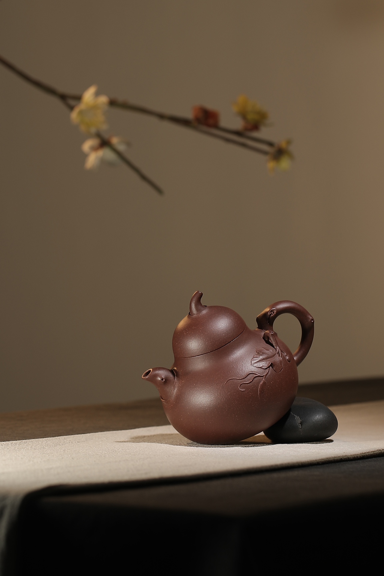 the "Fu Lu ", Yixing Purple Clay (Zisha) Teapot, Handmade Kung Fu Teapot 200ml