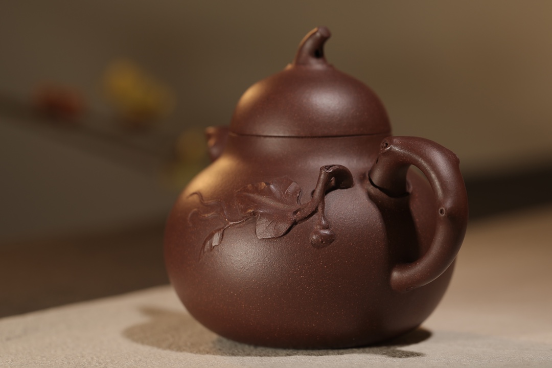 the "Fu Lu ", Yixing Purple Clay (Zisha) Teapot, Handmade Kung Fu Teapot 200ml